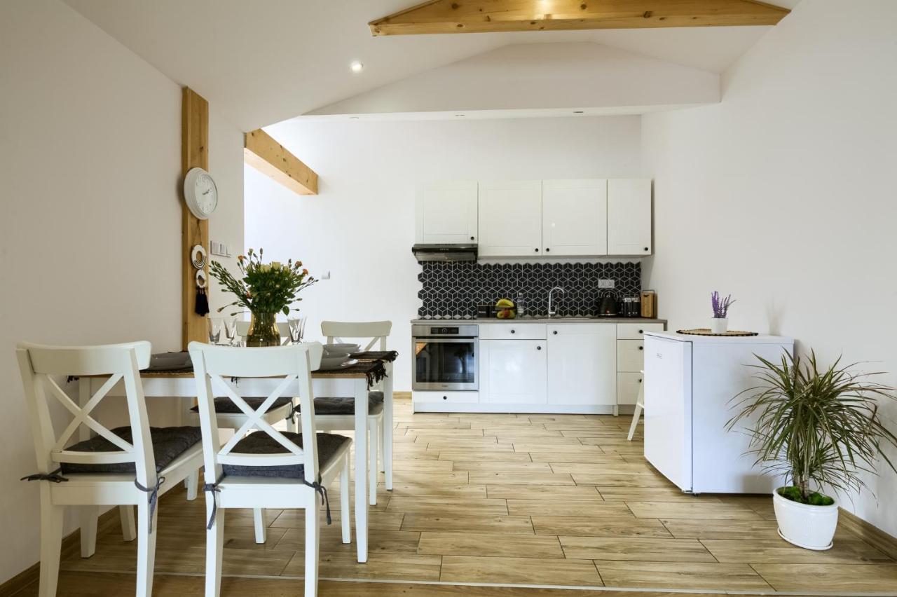 Apartament Abra 1 Rynek 8 Muszyna Esterno foto