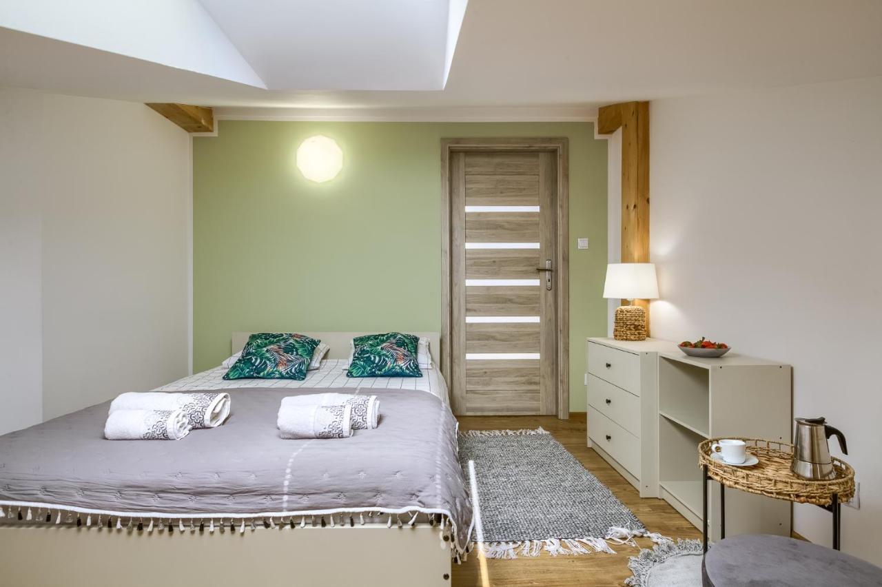 Apartament Abra 1 Rynek 8 Muszyna Esterno foto